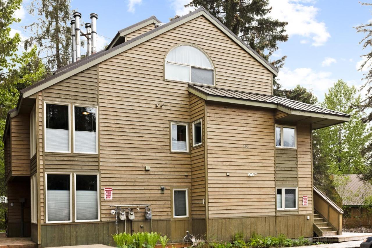 Hiker'S Den Apartment Girdwood Exterior photo